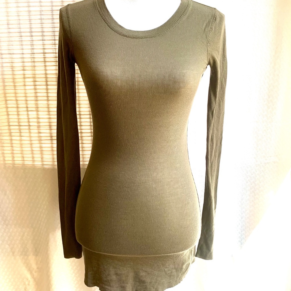 BCBGMAXAZRIA RIBBED BODYCON TUNIC TOP SIZE XS